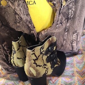 Faux Hair Snake Print 🐍 ALDO Boots